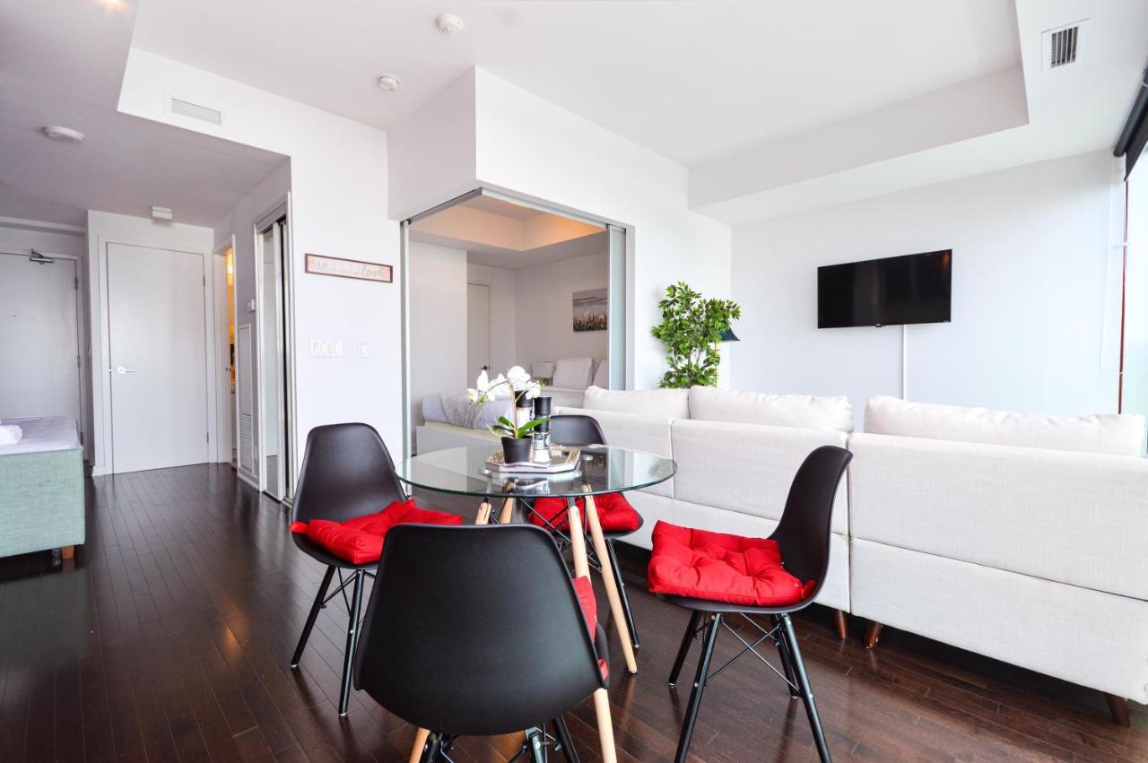 Downtown Toronto Condo Mins From Scotiabank Arena, Tiff, Cn Tower, Union, Mtcc Extérieur photo