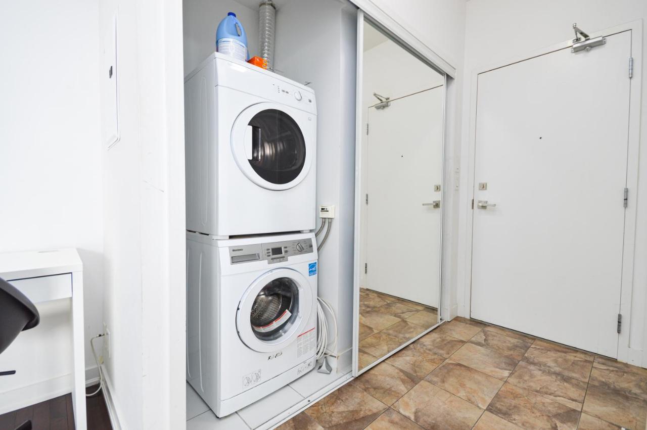 Downtown Toronto Condo Mins From Scotiabank Arena, Tiff, Cn Tower, Union, Mtcc Extérieur photo