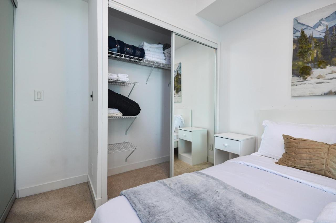 Downtown Toronto Condo Mins From Scotiabank Arena, Tiff, Cn Tower, Union, Mtcc Extérieur photo