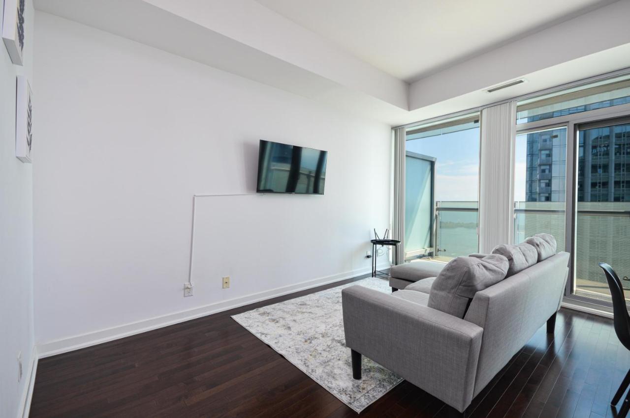 Downtown Toronto Condo Mins From Scotiabank Arena, Tiff, Cn Tower, Union, Mtcc Extérieur photo