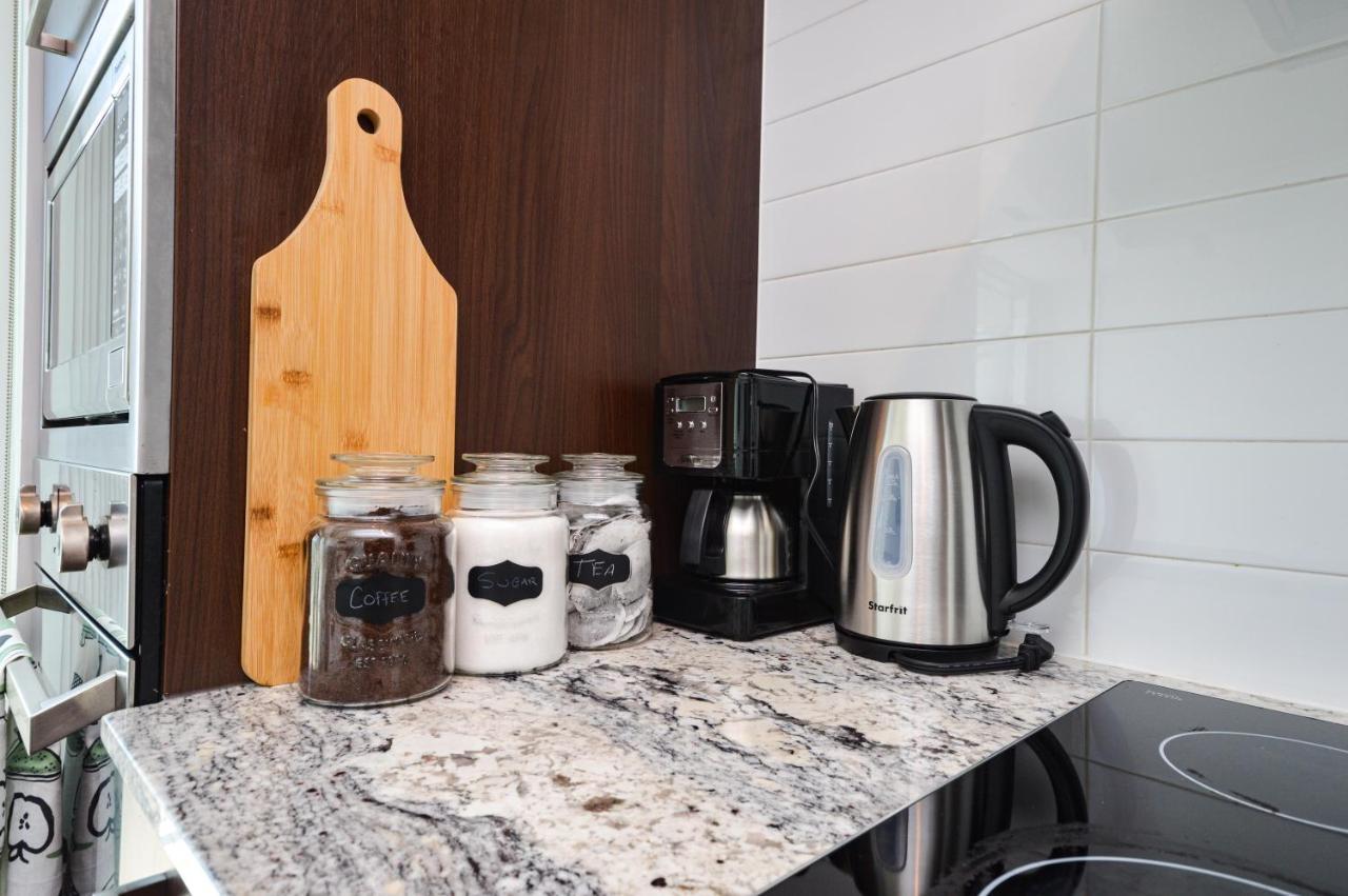 Downtown Toronto Condo Mins From Scotiabank Arena, Tiff, Cn Tower, Union, Mtcc Extérieur photo