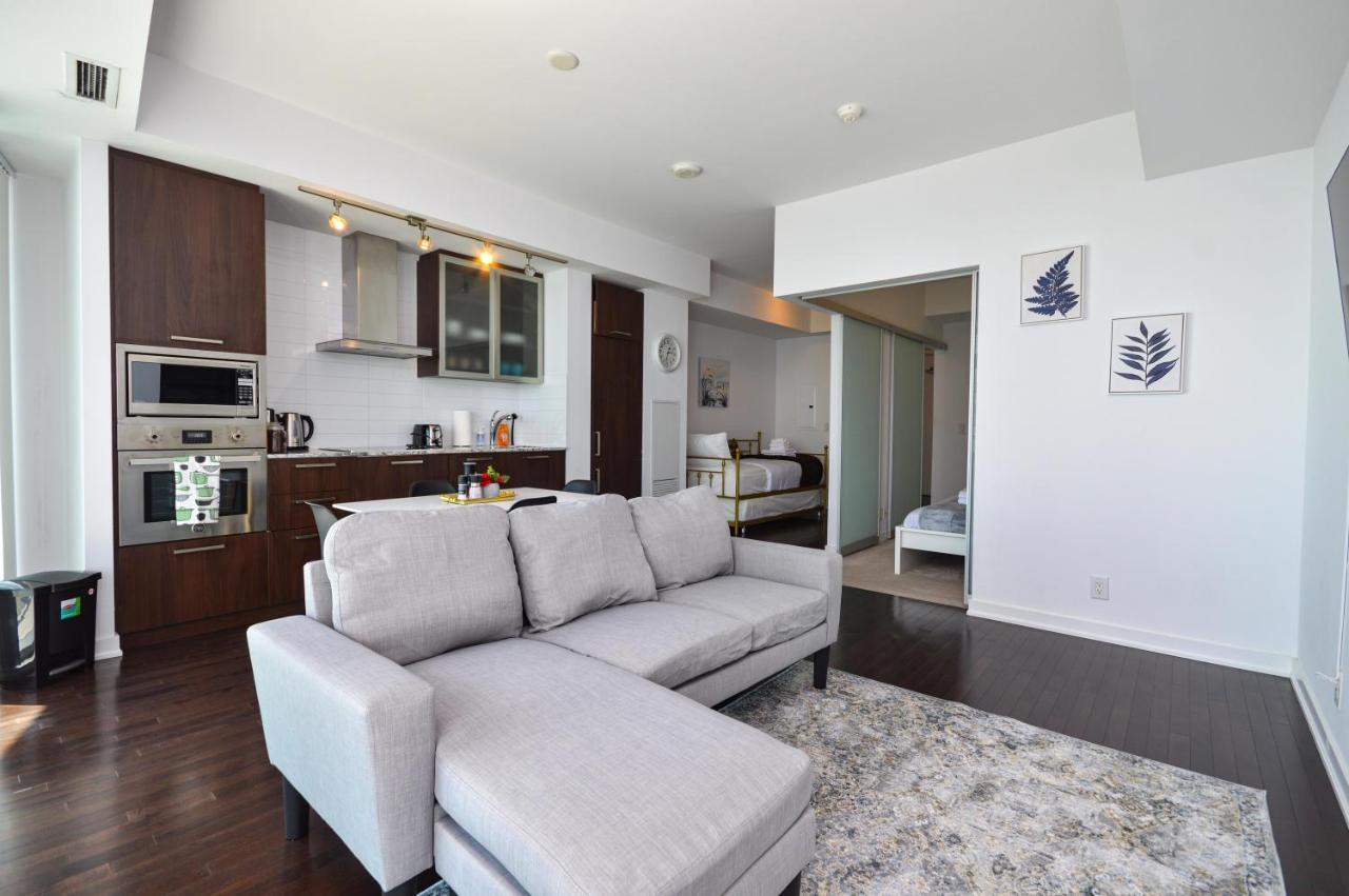 Downtown Toronto Condo Mins From Scotiabank Arena, Tiff, Cn Tower, Union, Mtcc Extérieur photo