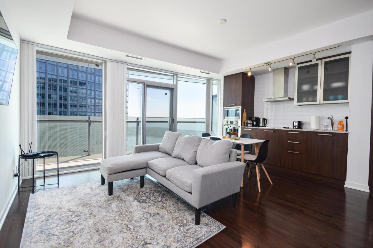Downtown Toronto Condo Mins From Scotiabank Arena, Tiff, Cn Tower, Union, Mtcc Extérieur photo