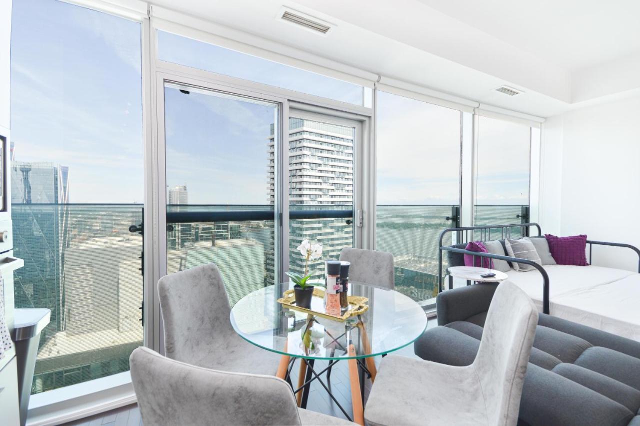 Downtown Toronto Condo Mins From Scotiabank Arena, Tiff, Cn Tower, Union, Mtcc Extérieur photo