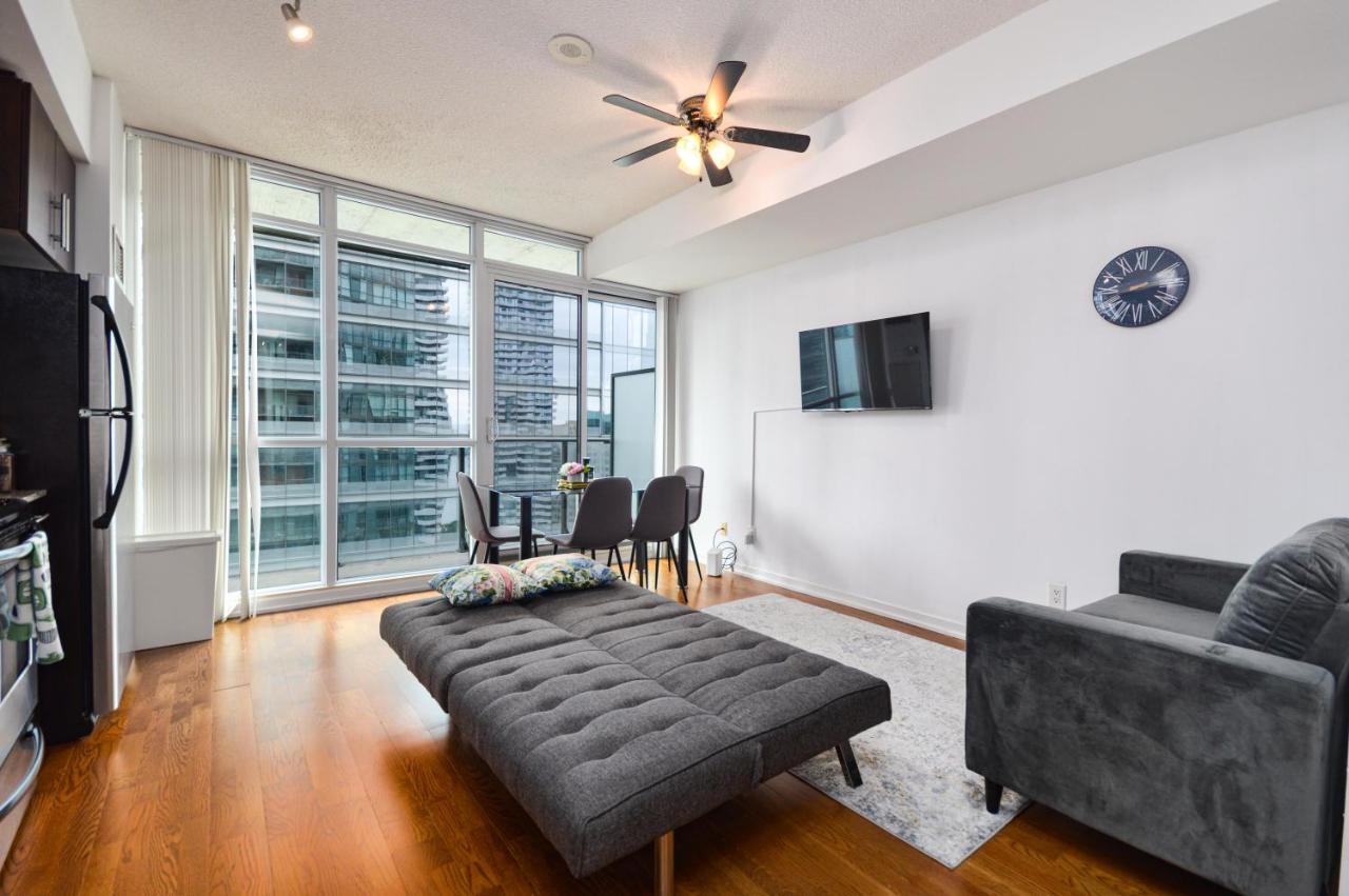 Downtown Toronto Condo Mins From Scotiabank Arena, Tiff, Cn Tower, Union, Mtcc Extérieur photo
