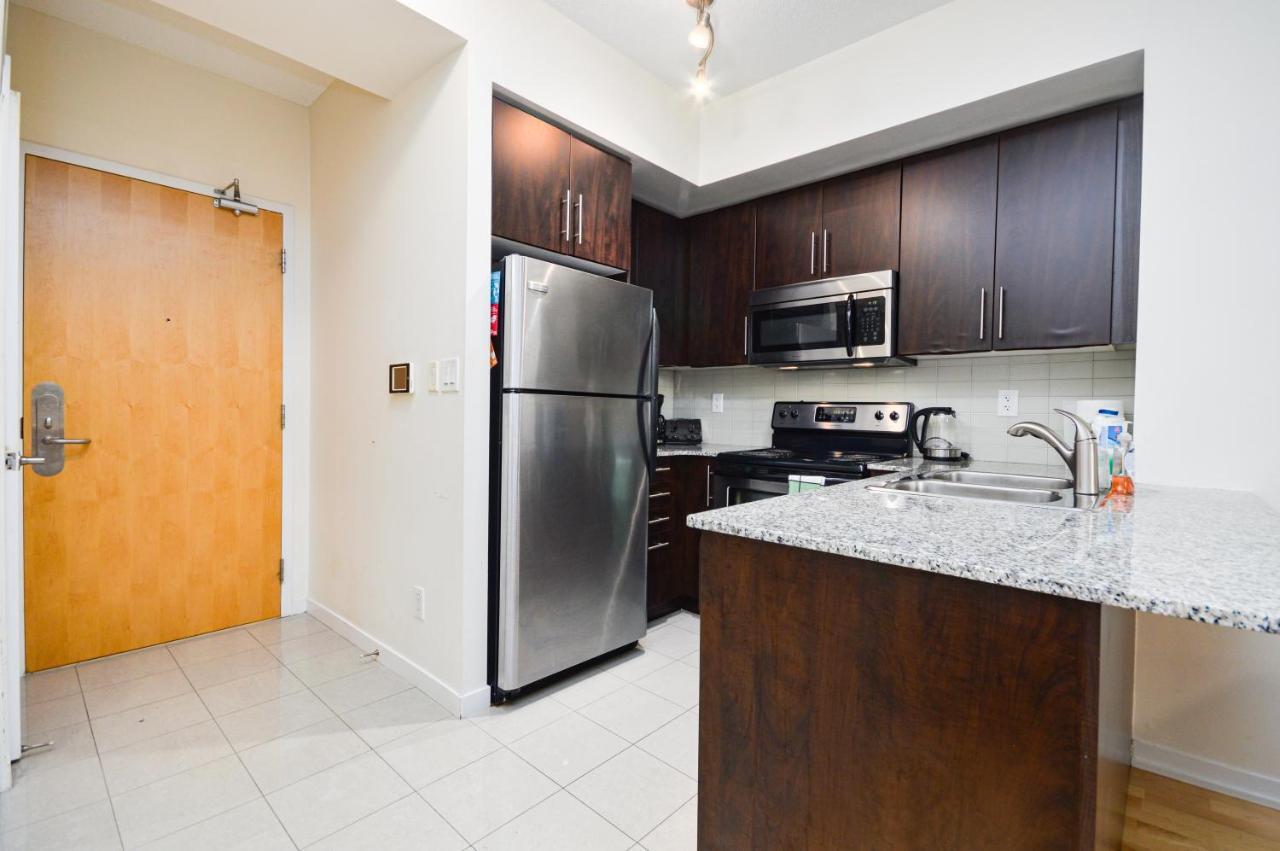 Downtown Toronto Condo Mins From Scotiabank Arena, Tiff, Cn Tower, Union, Mtcc Extérieur photo