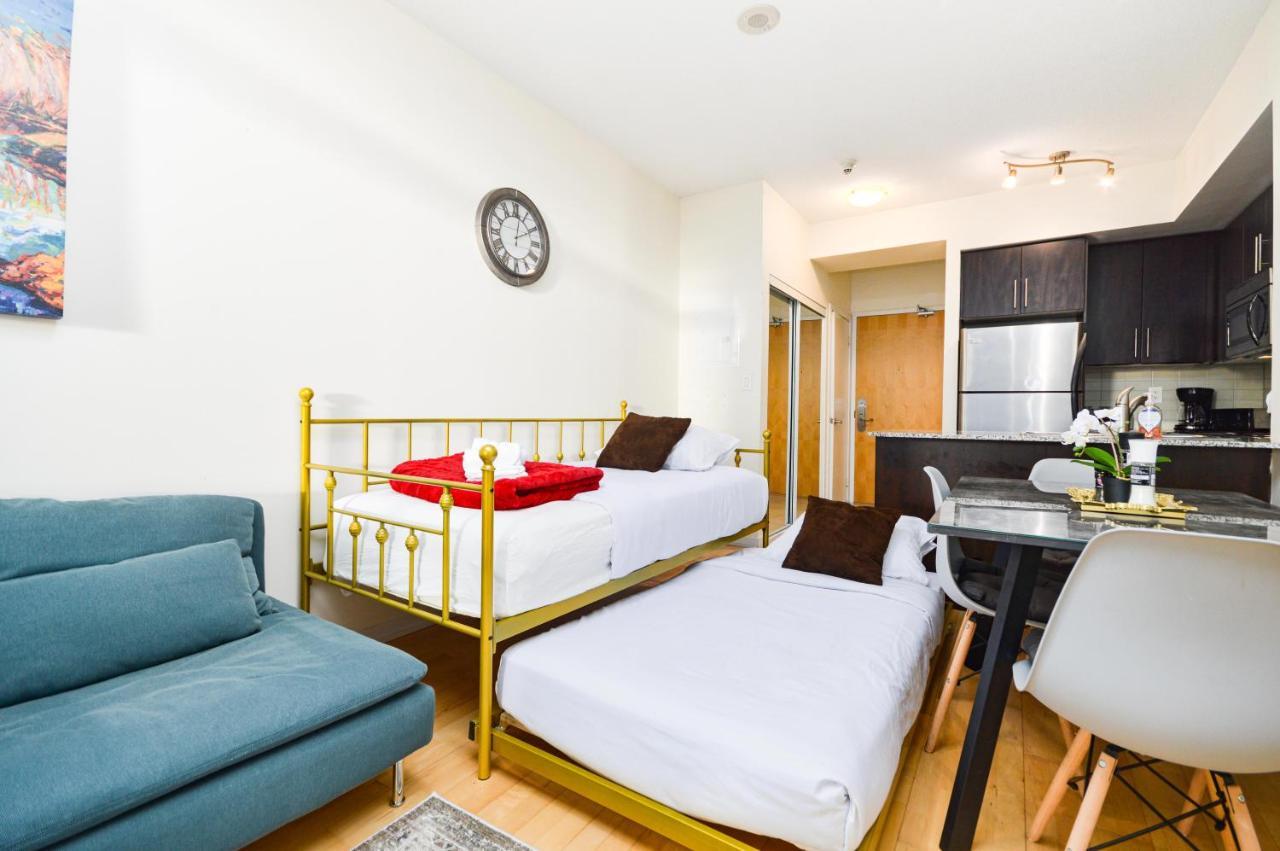 Downtown Toronto Condo Mins From Scotiabank Arena, Tiff, Cn Tower, Union, Mtcc Extérieur photo